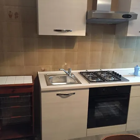 アパート La Casa Di Nonna Piera マロッタ