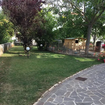 アパート La Casa Di Nonna Piera *